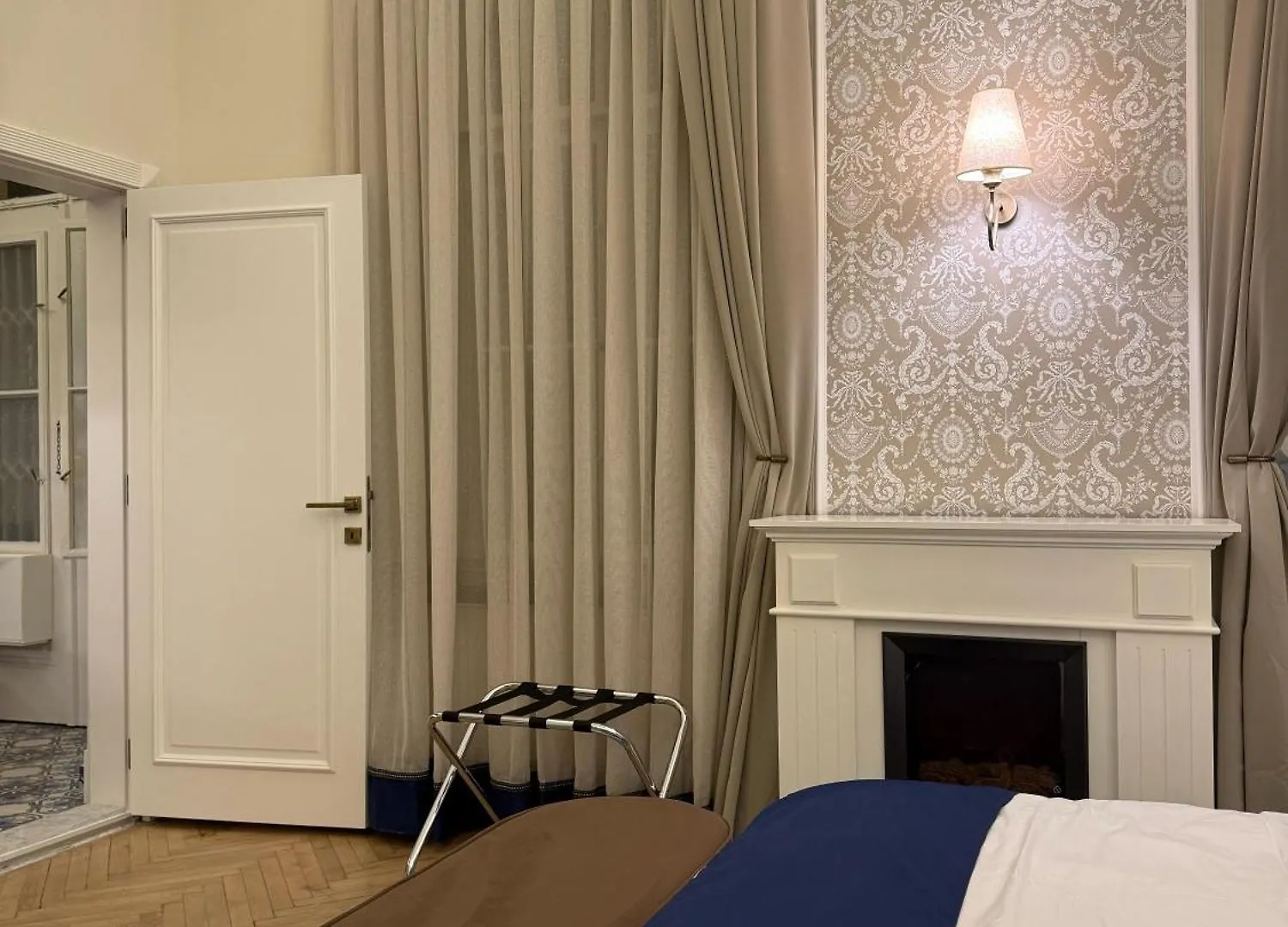 **** Guest house Oasis Inn Budapest Hungary